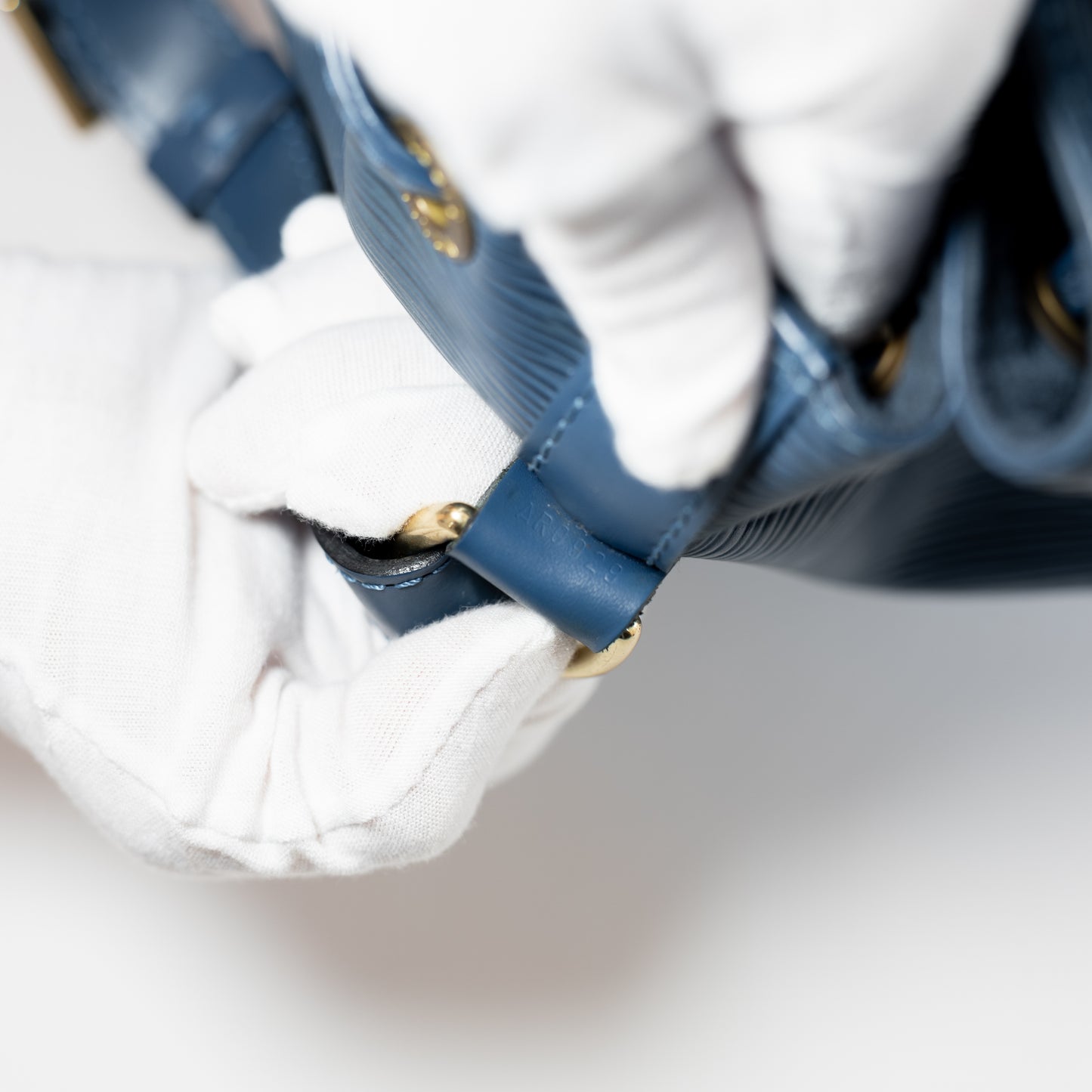 Louis Vuitton Noé Blue Epi Leather