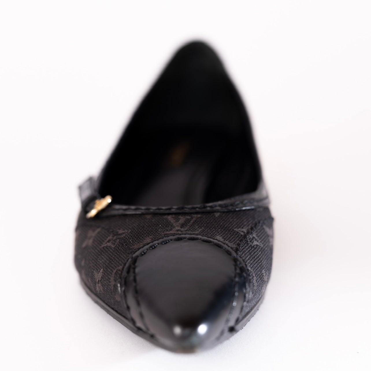 Louis Vuitton LV Monogram Vintage Sandals 38.5