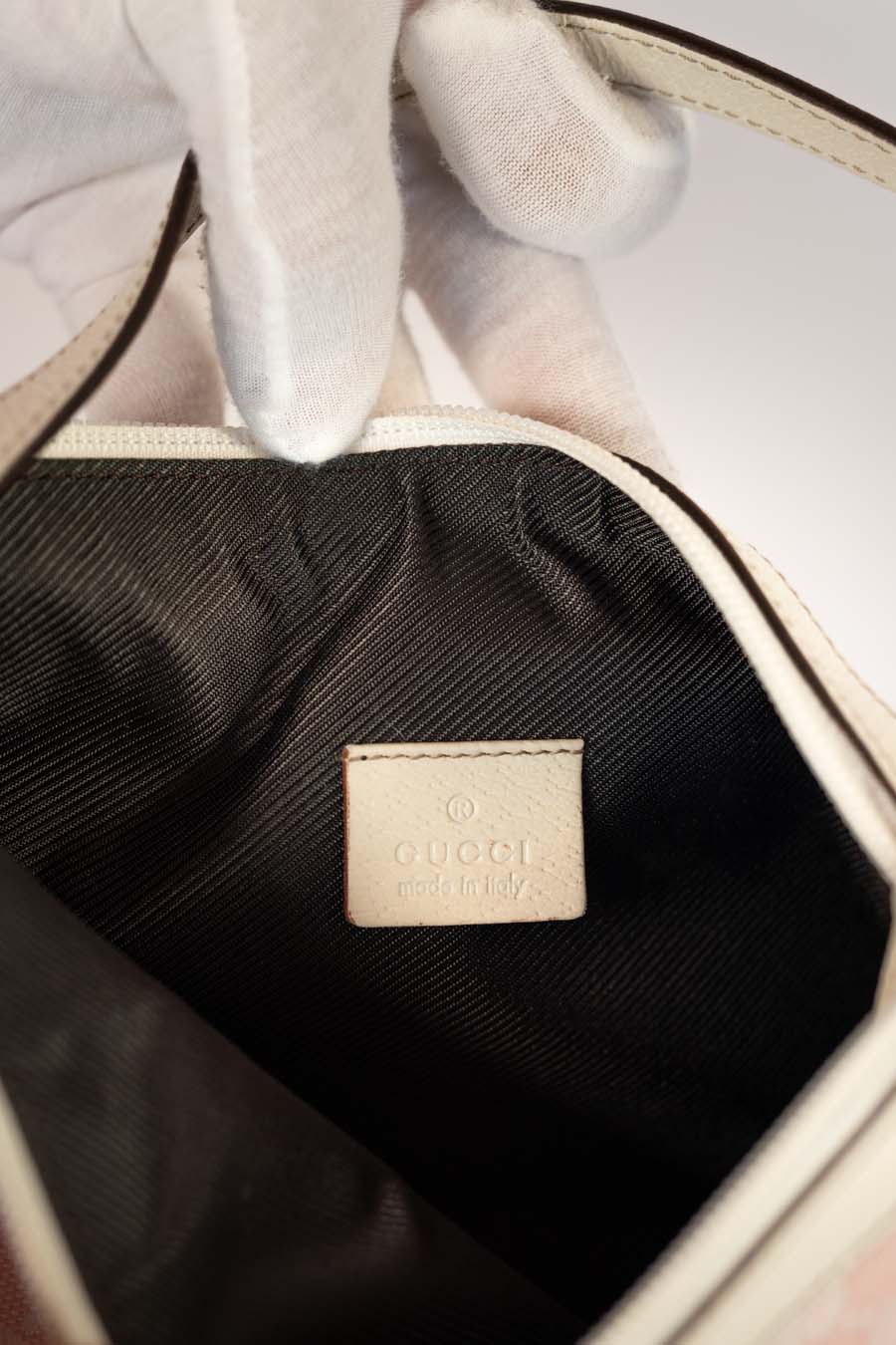 Gucci Abbey D-Ring Pochette GG Canvas